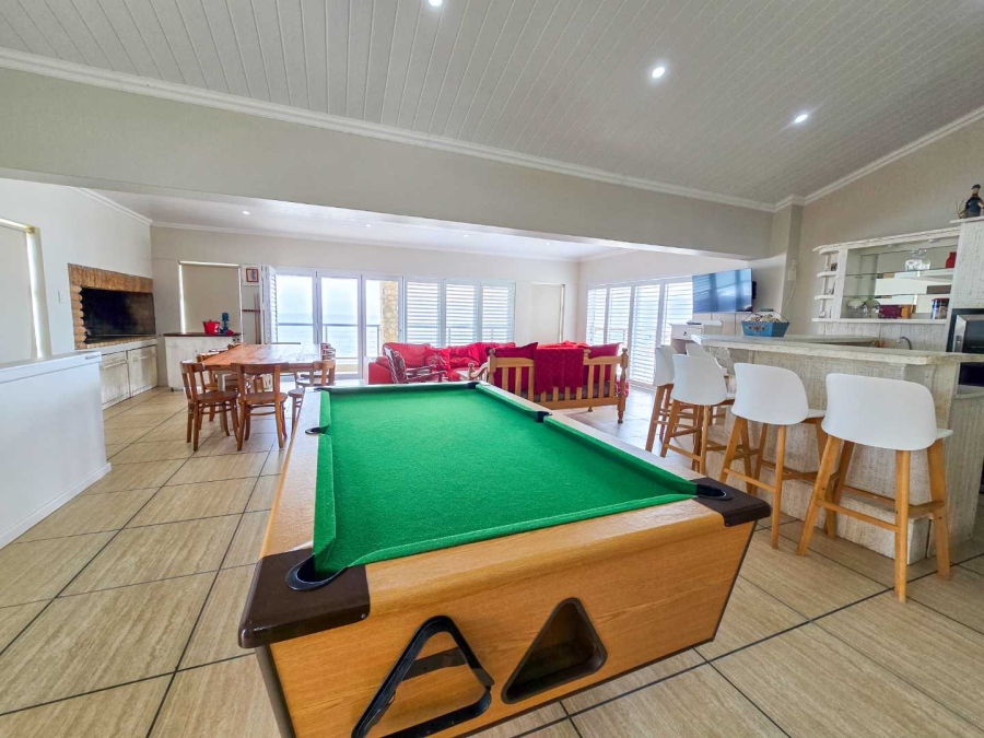 5 Bedroom Property for Sale in Jongensfontein Western Cape